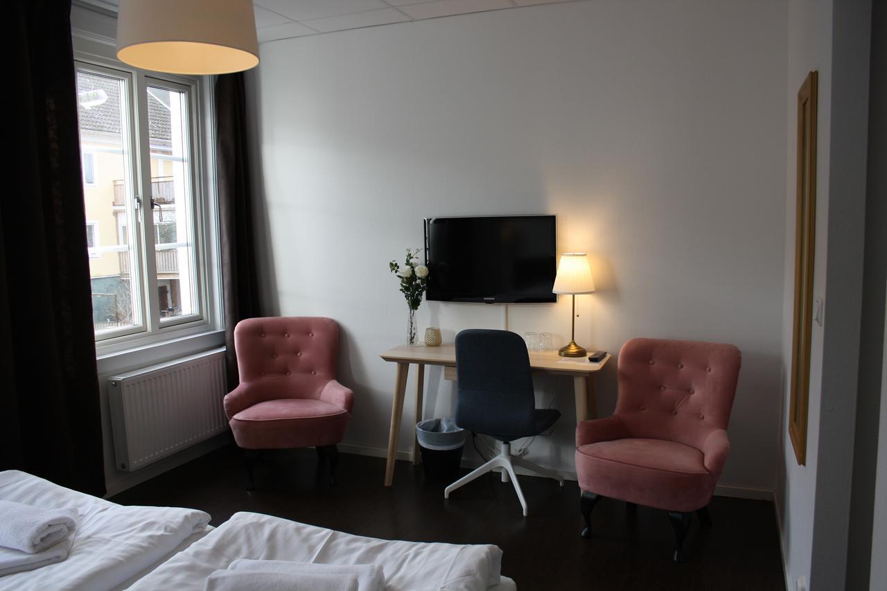 Graennagarden Hotell Och Restaurang Buitenkant foto