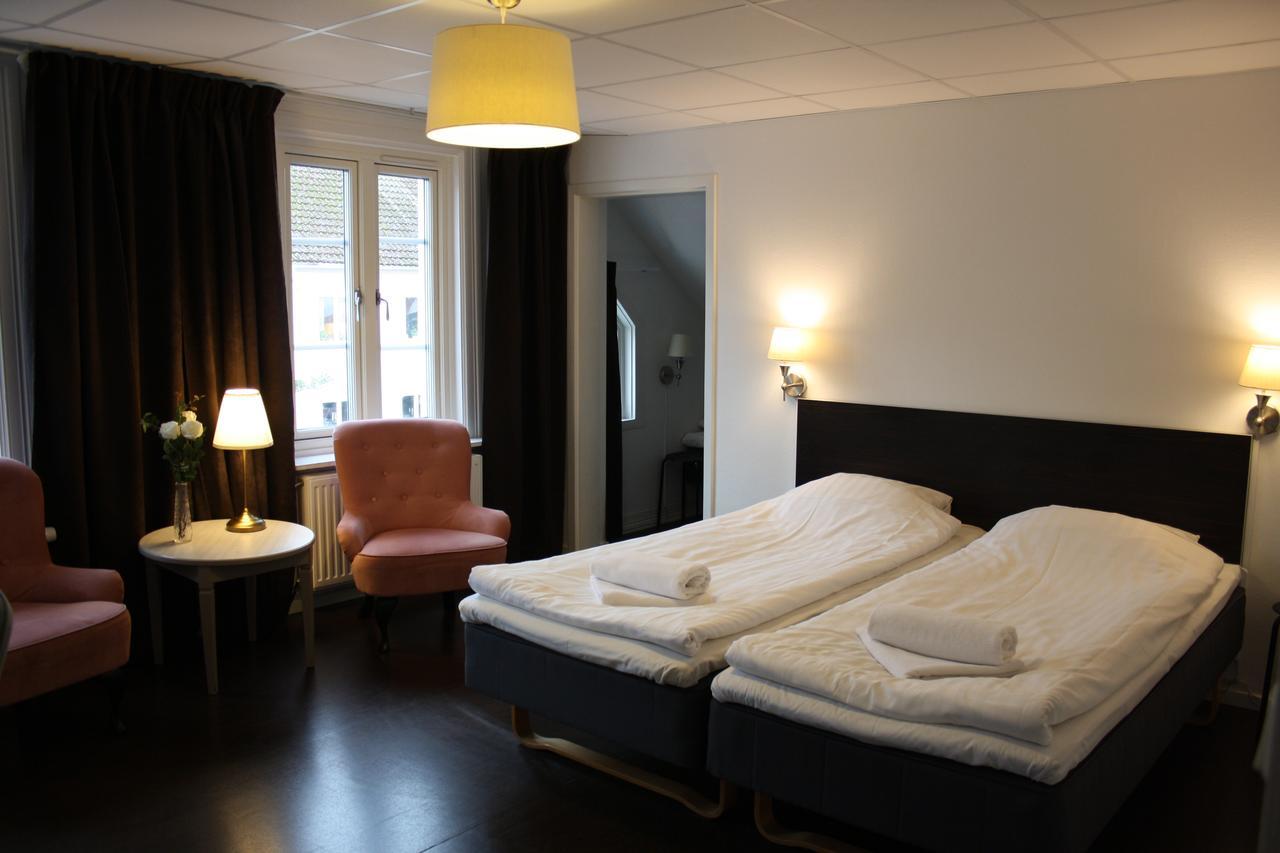 Graennagarden Hotell Och Restaurang Buitenkant foto